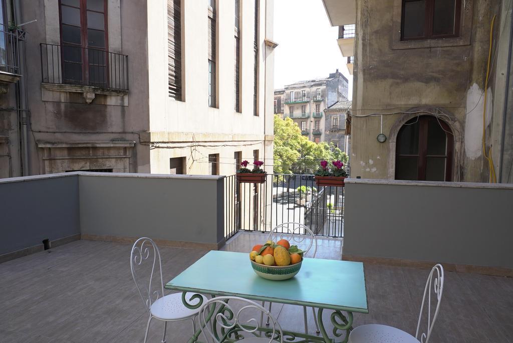 Palazzo Clarenza Di San Domenico Villa Catania Bagian luar foto