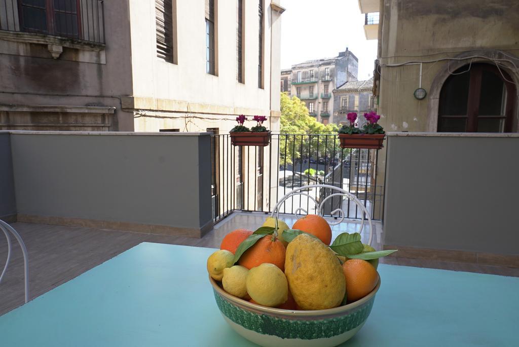 Palazzo Clarenza Di San Domenico Villa Catania Bagian luar foto